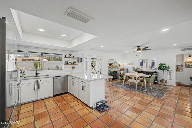 527 N CRISS Street, Chandler, AZ 85226