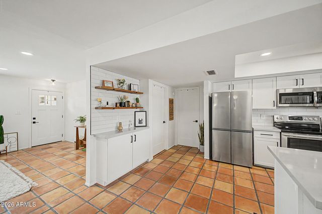 527 N CRISS Street, Chandler, AZ 85226