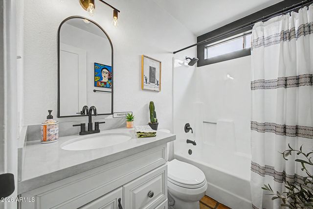 527 N CRISS Street, Chandler, AZ 85226