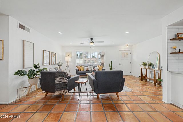 527 N CRISS Street, Chandler, AZ 85226