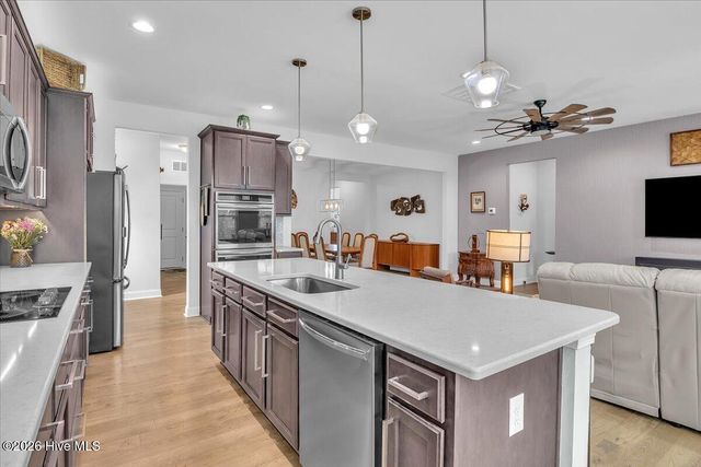 1608 E New Carraway Place SE, Bolivia, NC 28422