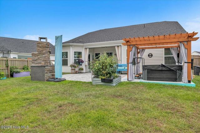 1608 E New Carraway Place SE, Bolivia, NC 28422
