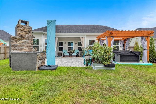 1608 E New Carraway Place SE, Bolivia, NC 28422