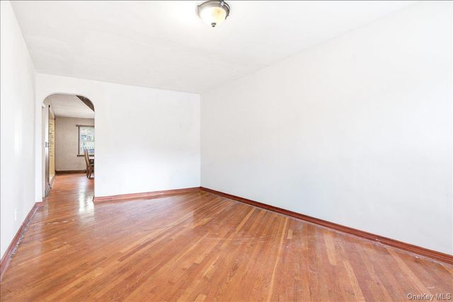 67-26 Selfridge Street, Forest Hills, NY 11375