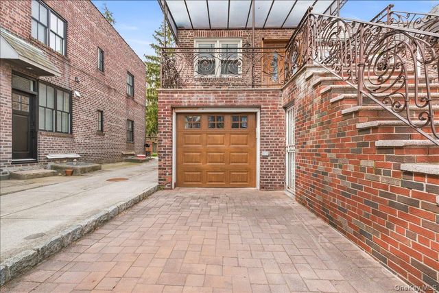 67-26 Selfridge Street, Forest Hills, NY 11375