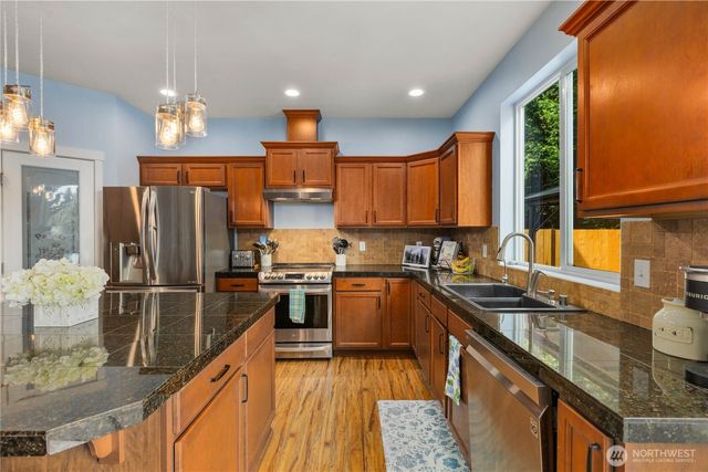 2127 197th Street Ct E, Spanaway, WA 98387