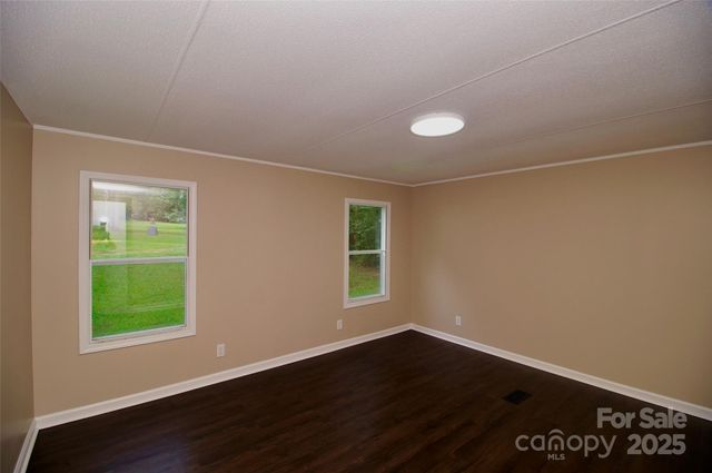 6489 Enochville Circle, Kannapolis, NC 28081