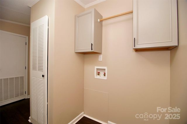 6489 Enochville Circle, Kannapolis, NC 28081
