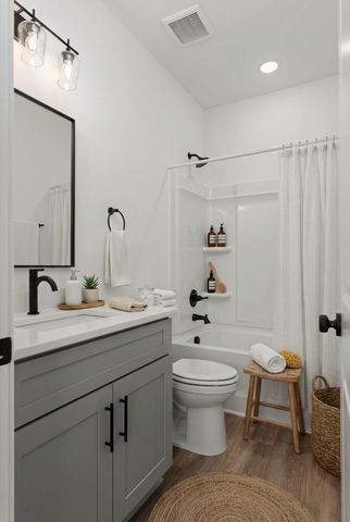 700 N DuPont Ave Apt 207, Madison, TN 37115