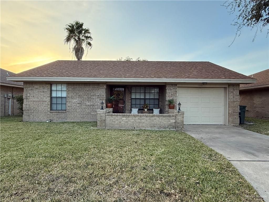 2303 Wisteria Avenue, Mission, TX 78574