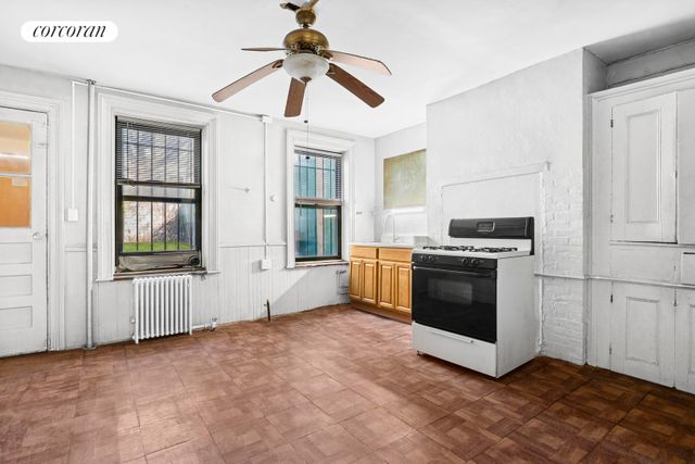 29 CLIFTON Place, New York City, NY 11238