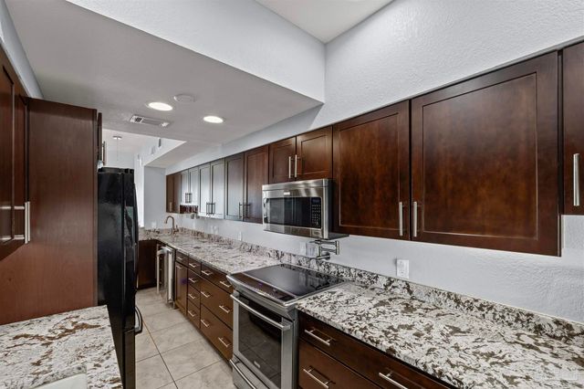 1390 Ft Pickens Rd 246, Pensacola Beach, FL 32561