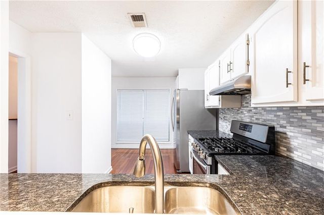 2901 Lenox NE Way 902, Atlanta, GA 30324