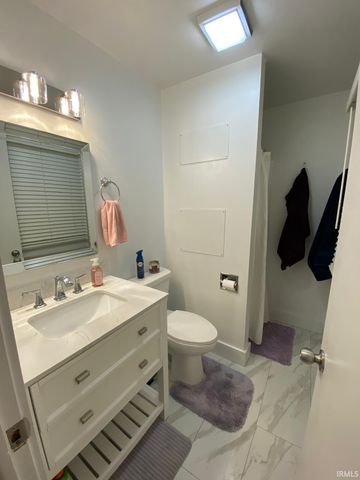 706 N Greene Road, Goshen, IN 46526