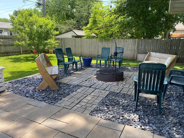 706 N Greene Road, Goshen, IN 46526