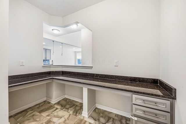 324 Solar Wind Road, Delaware, OH 43015