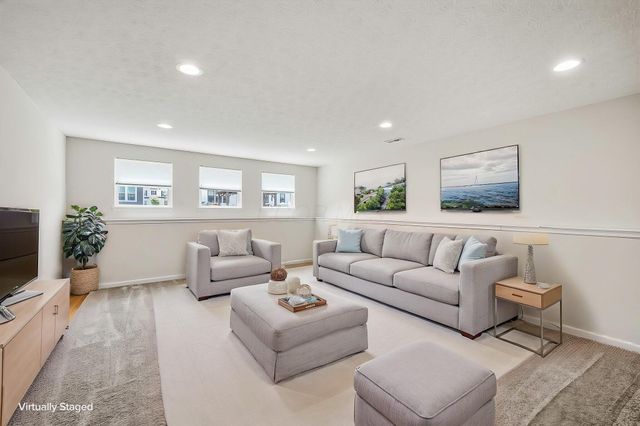 324 Solar Wind Road, Delaware, OH 43015