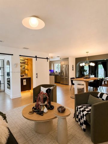 1713 SW 10th Court, Fort Lauderdale, FL 33312