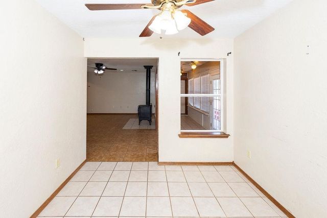 4730 SW Paint Rd, Cache, OK 73527