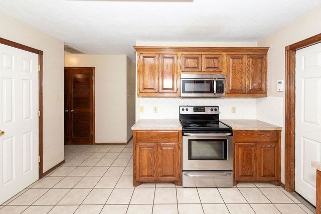 4730 SW Paint Rd, Cache, OK 73527