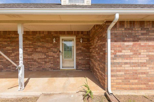 4730 SW Paint Rd, Cache, OK 73527