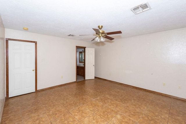 4730 SW Paint Rd, Cache, OK 73527