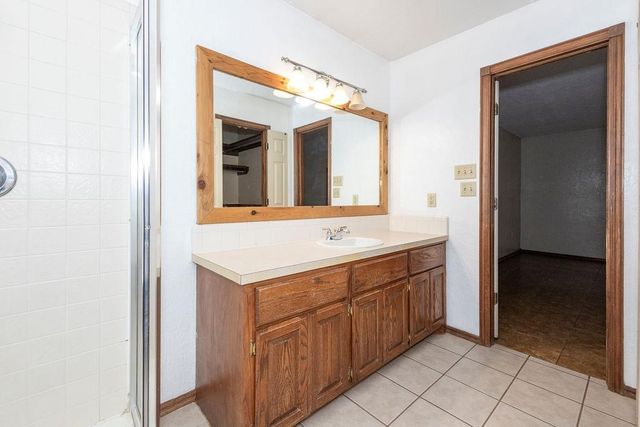 4730 SW Paint Rd, Cache, OK 73527