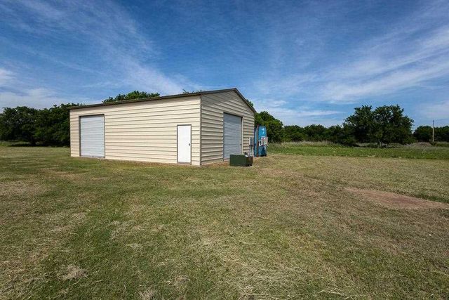 4730 SW Paint Rd, Cache, OK 73527