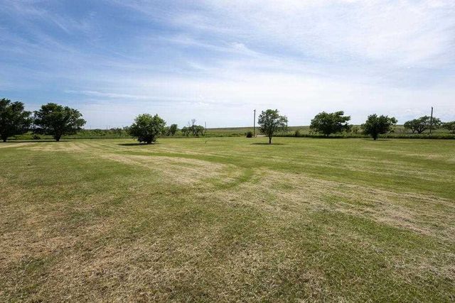 4730 SW Paint Rd, Cache, OK 73527