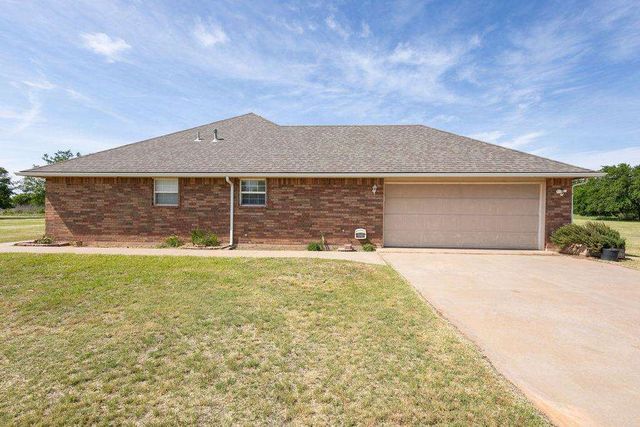 4730 SW Paint Rd, Cache, OK 73527