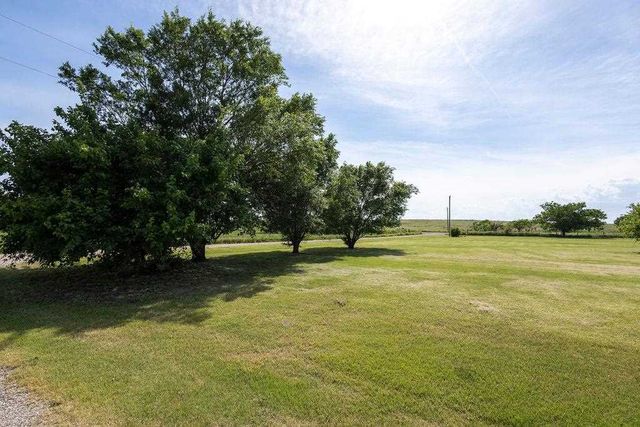 4730 SW Paint Rd, Cache, OK 73527