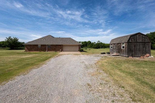 4730 SW Paint Rd, Cache, OK 73527