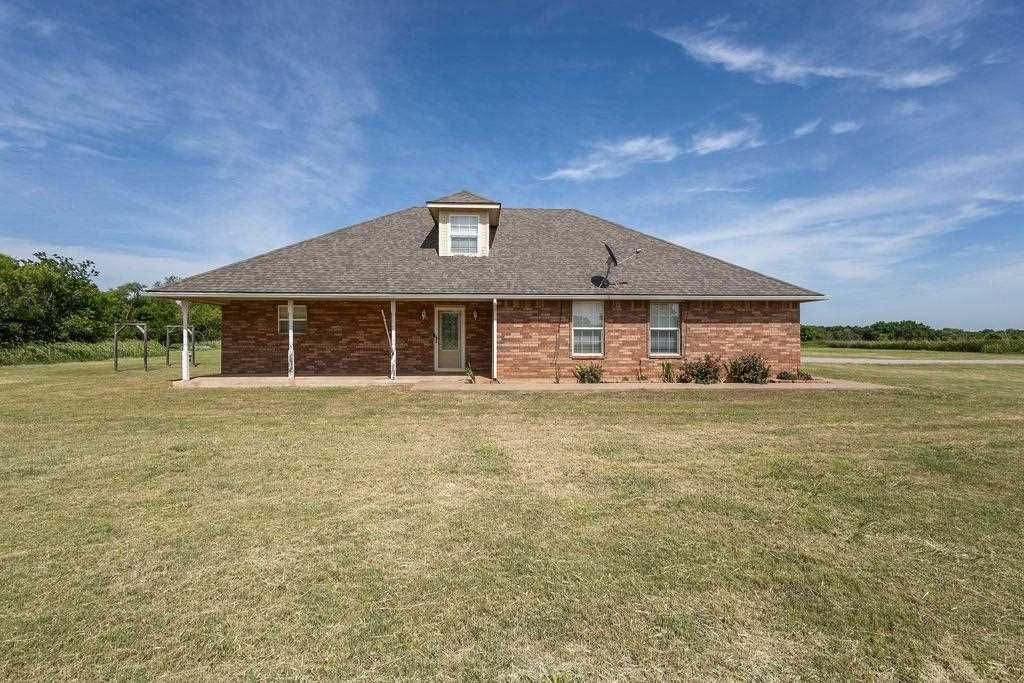4730 SW Paint Rd, Cache, OK 73527