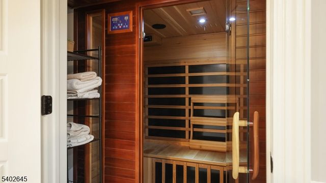 1761 Cooper Rd, Scotch Plains Twp., NJ 07076