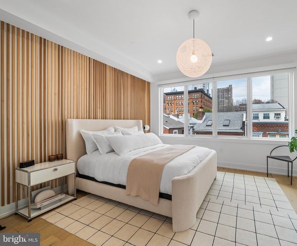 1322 RODMAN ST, Philadelphia, PA 19147