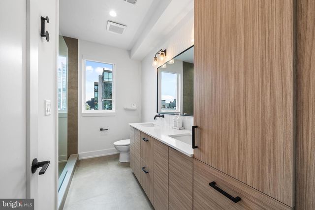 1322 RODMAN ST, Philadelphia, PA 19147