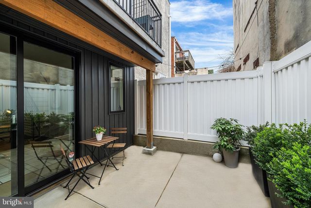 1322 RODMAN ST, Philadelphia, PA 19147