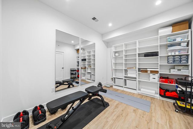 1322 RODMAN ST, Philadelphia, PA 19147