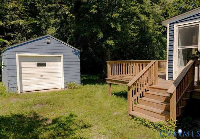 424 Elm St, Petersburg, VA 23803