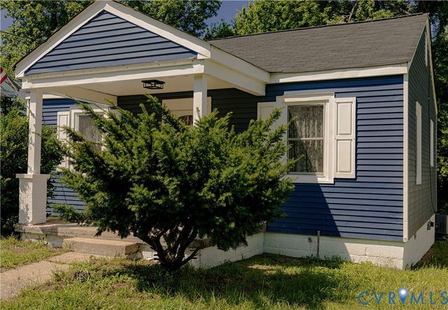 424 Elm St, Petersburg, VA 23803