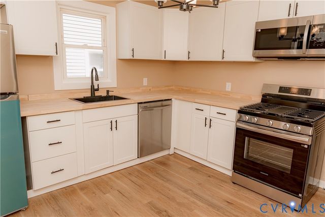 424 Elm St, Petersburg, VA 23803