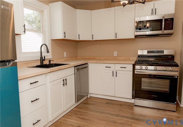 424 Elm St, Petersburg, VA 23803