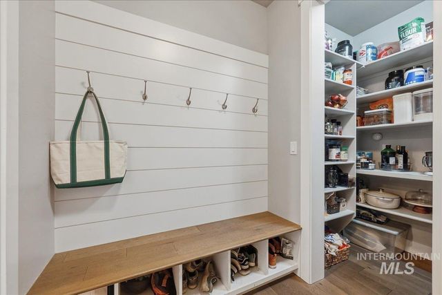 4240 W Sunny Cove, Meridian, ID 83646