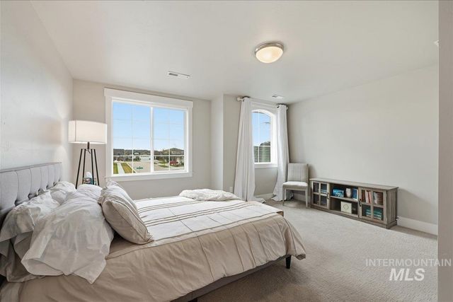 4240 W Sunny Cove, Meridian, ID 83646