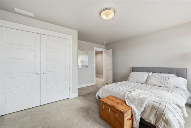 4240 W Sunny Cove, Meridian, ID 83646