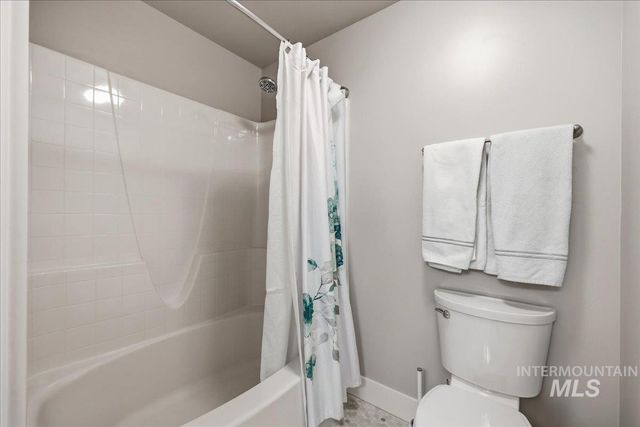 4240 W Sunny Cove, Meridian, ID 83646