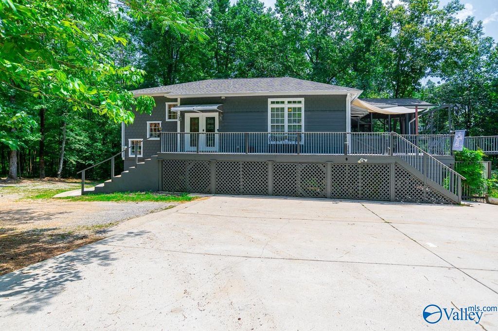 305 Boulder Trail, Gurley, AL 35748