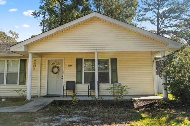 1300 Ragin St., Myrtle Beach, SC 29577