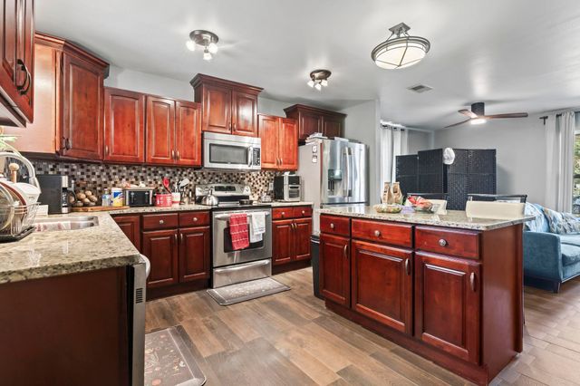 1300 Ragin St., Myrtle Beach, SC 29577