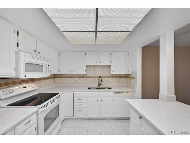13952 E Marina Dr 103, Aurora, CO 80014